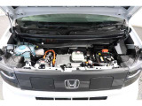 Hondaの技術が詰まったエンジンルーム☆☆☆エンジンルーム室内ともにルームクリーニング済みで清潔です◎快適なドライブをお楽しみください♪♪