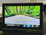 【バックカメラ】駐車時に後方がリアルタイム映像で確認できます。大型商業施設や立体駐車場での駐車時や、夜間のバック時に大活躍!運転スキルに関わらず、今や必須となった装備のひとつです!