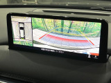 【360&deg;ビューモニター】専用のカメラにより、上から見下ろしたような視点で360度クルマの周囲を確認することができます☆死角部分も確認しやすく、狭い場所での切り返しや駐車もスムーズに行えます。