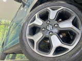 【純正15インチアルミホイール】外観にマッチした純正アルミホイールを装着しております。各種社外アルミホイールや、スタッドレスタイヤも取扱いしております。是非ご相談ください♪