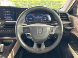 【ステアリングスイッチ】運転中、前方から目線をそらすことなく、オーディオ等の操作が可能な便利機能!安心&快適なドライブを演出してくれます♪