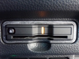 ■【ETC車載器】が装備されています。セットアップをしてお渡しとなり、ETCカードを差し込むだけで高速道路の利用が可能です。
