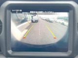 ●ガイドライン付きバックカメラ:不安な駐車もこれで安心!ガイドライン付きなので狭い箇所での駐車もラクラクです!