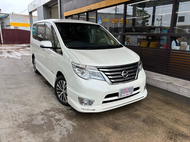 セレナ 2.0 ハイウェイスター S-HYBRID アドバンスドセーフティパッケージ 