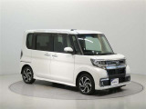ご覧の車両以外にも多数のU-Carを展示販売しております。