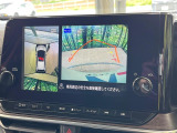 【アラウンドビューモニター】専用のカメラにより、上から見下ろしたような視点で360度クルマの周囲を確認することができます☆死角部分も確認しやすく、狭い場所での切り返しや駐車もスムーズに行えます。