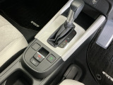 発進時から滑らかに加速する無段階変速のCVTはストップ&ゴーの多い街の中も快適です