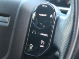 アダプティブクルーズコントロールは、前方の車両の速度に合わせて安全な車間を保ち、先進のクルージングをサポート。安心ができ、より快適なドライブをサポートいたします。