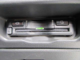 ETCももちろん搭載。いちいち料金所で停車する必要なんて当然ないです。スムーズにストレスなくドライブをお楽しみください。(※支払総額にセットアップ費用は含まれておりません。)
