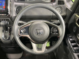 【ステアリングスイッチ】運転中、前方から目線をそらすことなく、オーディオ等の操作が可能な便利機能!安心&快適なドライブを演出してくれます♪