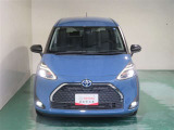 明度の高いLEDヘッドライトで、夜間の運転も安心です。
