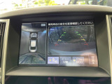 【アラウンドビューモニター】専用のカメラにより、上から見下ろしたような視点で360度クルマの周囲を確認することができます☆死角部分も確認しやすく、狭い場所での切り返しや駐車もスムーズに行えます。