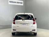 国家資格を持った整備士が車検整備又は、点検整備を完了してから納車しますので、安心してお使い頂けます。納車後1ヶ月無料点検も実施します、自社工場完備!経験豊かな整備士が丁寧に対応いたします。