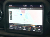 ●純正ナビ:一体感のあるナビは、高級感ある車内を演出してくれます。Bluetooth再生などオーディオ機能も充実しておりますので、運転もより楽しめます♪