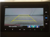 バックカメラ搭載です!車庫入れが苦手な人はもちろん、車両感覚に自信がある人にもお勧めです!見えない箇所が見えるようになるので、低い障害物や隠れてしまっている子供の存在等にも気付く事が出来ます。