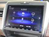 ナビゲーションは純正9インチメモリーナビ(VXM-237VFNi)を装着しております。AM、FM、CD、DVD再生、Bluetooth、音楽録音再生、フルセグTVがご使用いただけます。