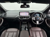 BMW Premium Selection 江戸川は、約20台の展示スペースがあり、常時新車拠店より厳選された認定中古車が続々と入庫しております。