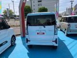 中古車をお選びいただく際に気になる走行距離や修復歴などに加えてキズ・凹みの有無・状態や消耗品の交換、今までの整備状況が &ldquo;ダイハツ認定中古車カルテ&rdquo;でわかります。