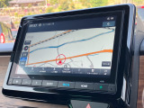 純正8インチインターナビ付きでフルセグ・DVD再生・Bluetoothなど付いてとても便利な車両です♪