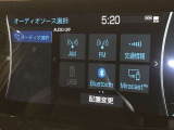 Bluetooth(ブルートゥース)接続機能付き。スマートフォンなどからお気に入りの音楽をワイヤレス再生できます。ドライブがさらに楽しくなりますね。