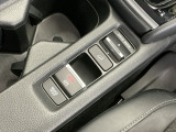 パーキングブレーキはスマートな電子制御式と合わせて渋滞時等にブレーキペダルから足を離しても停車状態を保持してくれるオートブレーキホールド機能で運転が楽になります。スタートはアクセルペダルを踏むだけ