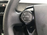 【ステアリングスイッチ】左です。ハンドルから手を離さず、運転に集中したまま手元でオーディオ操作等ができます。