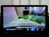 バックも安心のリアカメラ付いています。リアカメラがあると、いつでも安全にバックできますね。死角も減ります。3ビュー切り替え、ガイド線表示なので便利です。