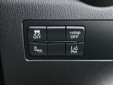 【安全装備も充実】車線逸脱警報システム。バック時の障害物を検知し知らせるパーキングセンサー付きです。