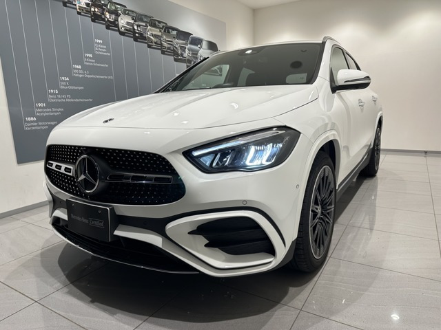 GLAクラス GLA200 d 4マチック アーバン スターズ 4WD 
