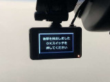 ニュースで流れる【事故の瞬間】【あおり運転】の映像は、ドライブレコーダーが録画しているからです。もしもの時の証拠映像を保存できます。