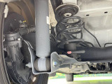 お車を安心してお乗りいただく為には、足回りの定期点検が欠かせません。サービスサポート(有償保証)では無料点検もご提供しており、安心のカーライフをお過ごしいただけるサポート体制が整っています。