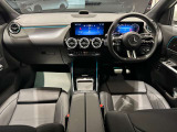 GLAクラス GLA200 d 4マチック アーバン スターズ 4WD 
