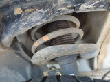 お車を安心してお乗りいただく為には、足回りの定期点検が欠かせません。日産サービスプログラム(有償)では半年ごとの点検をさせていただきます。