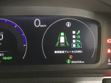 ホンダが推し進める総合先進安全装備のセンシング搭載! 衝突や斜線はみだしなどの危険が予測される時、センサーが警告。ヒューマンエラーを高度先進技術が補完してくれます。