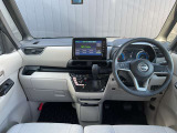 広々とした視界を体感できます。運転が楽しくなりますね。