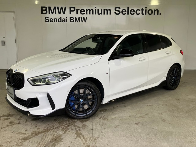 1シリーズ M135i xドライブ 4WD 