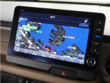 ◆ドライブレコーダー◆映像・音声などを記録する自動車用の装置です。 もしもの事故の際の記録はもちろん、旅行の際の思い出としてドライブの映像を楽しむことができます。