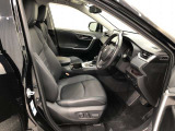 【運転席・助手席】です!実際お座りいただくのが分かりやすいと思いますので、ぜひお気軽にご来店ください♪状態もいいですよ☆