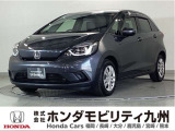 ガソリン車のフィット HOMEです。スマートキー、オートエアコン等の快適装備に加え、ホンダセンシングを搭載した1台です。