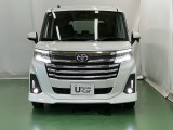 LEDヘッドライトを装備しています。LEDヘッドライトはとても明るく、雨の日や夜間走行も安全・安心です。オートライトコントロール付きで周囲の明るさに応じて自動で点灯・消灯します