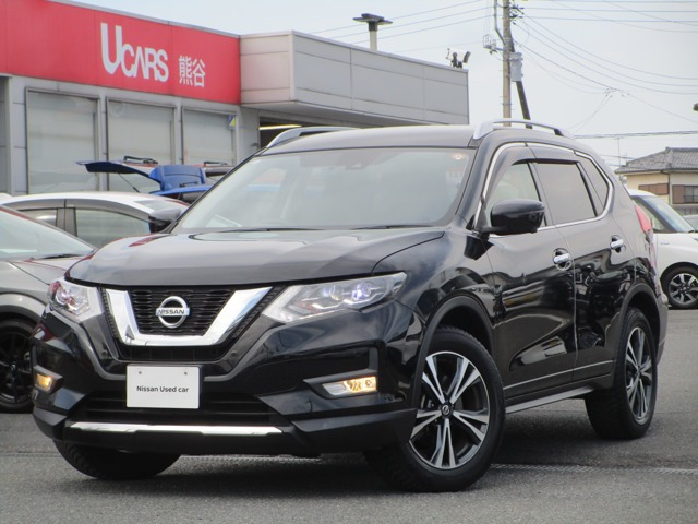 エクストレイル 2.0 20X 4WD 3列車 