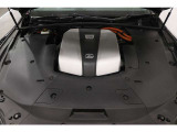 【エンジン型式】8GR-FXS【種類】V型6気筒+モーター【JC08モード燃費】15.6km/リットル ※カタログデータ