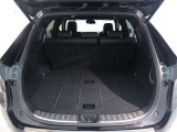 広々としたラゲージスペースを備えています。大きなものや長さのある荷物もしっかりと積み込めます。