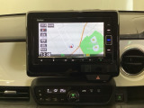 ナビゲーションはフルセグTV、インターナビ対応のGathers純正メモリーナビを搭載しています。Bluetoothオーディオ機能がありますので、スマートフォンなどの音楽も再生できます。