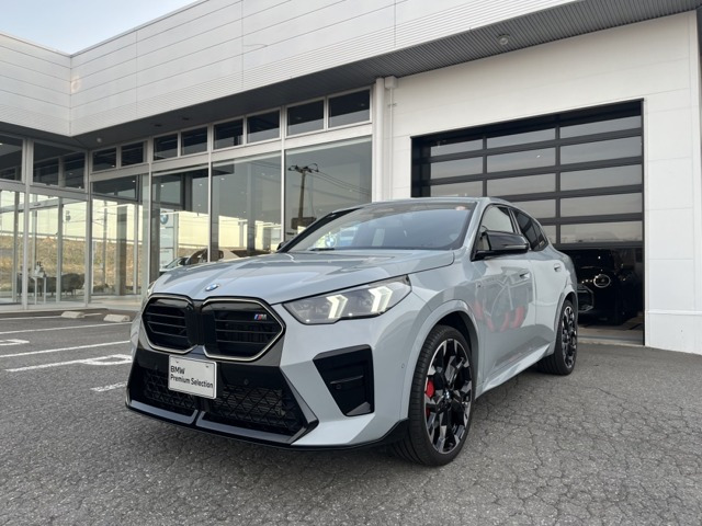 X2 M35i xドライブ 4WD 