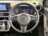 ステアリングも使用感が少なく、きれいな状態となっております♪