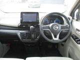 是非、運転席に座ってみて下さい。