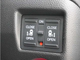 ◆両側電動スライドドア◆狭い駐車場でも乗り降りが楽々♪お子様が隣の車にドアを当ててしまう心配もございません!小さなお子様連れの方もこれで安心。
