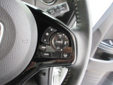 Hondaセンシングの機能のひとつ、アダプティブクルーズコントロール付!アクセルから足を離しても設定したスピードと前車との車間を保ち走行してくれます!車線維持もアシスト☆高速道路で疲労軽減ですね☆