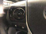 【ステアリングスイッチ】左です。ハンドルから手を離さず、運転に集中したまま手元でオーディオ操作等ができます。